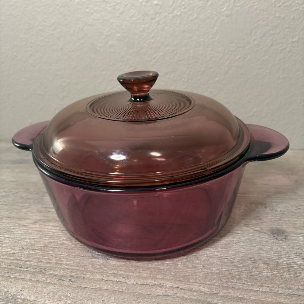 Visions Corning Pyrex Cranberry Glass Casserole Dish with Lid V-1.5-C 1.5L